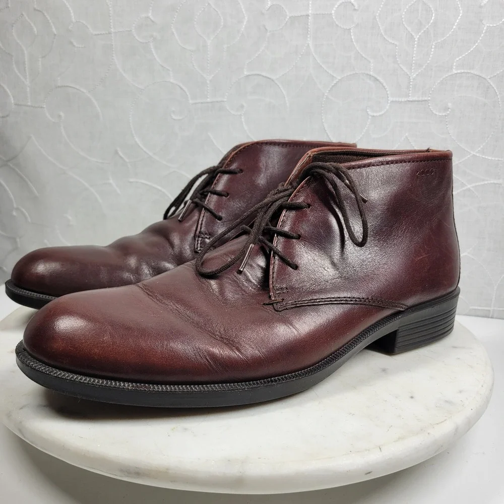 ECCO Harold Plain Toe Chukka Boot 44 Mens Burgundy Lace Up Desert Professional
